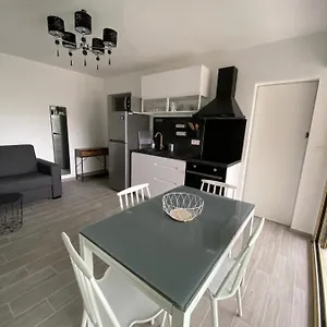 Superbe Rénové à Neuf à 100m De La Appartement Juan-les-Pins