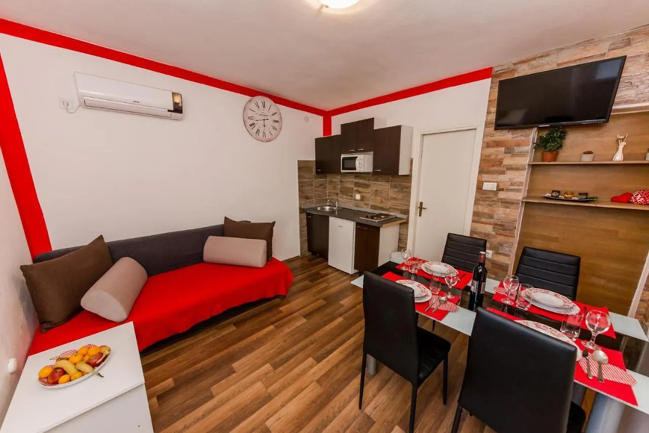 Apartments Vukman Trogir