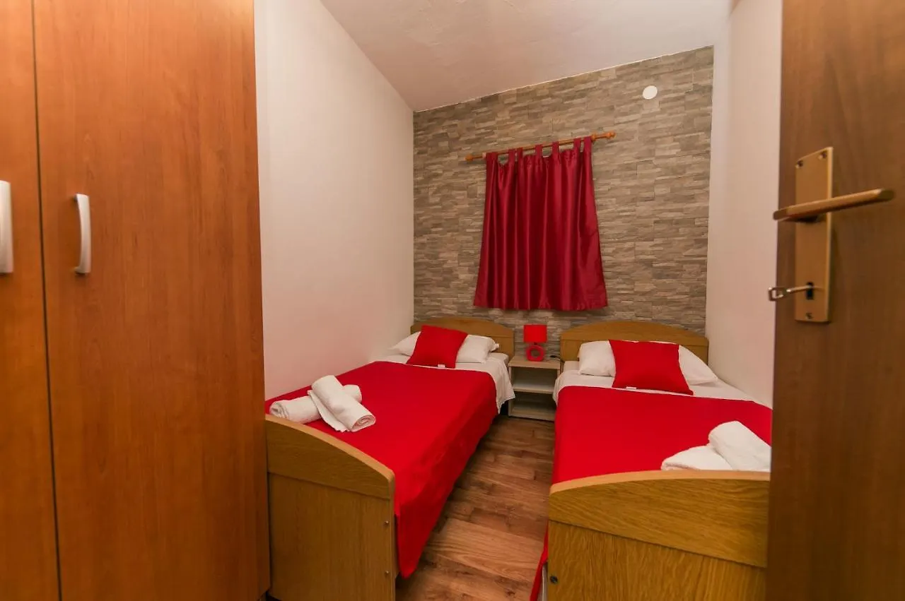 Apartments Vukman Trogir
