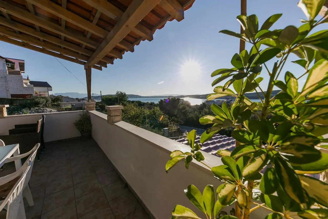 Apartments Vukman Trogir
